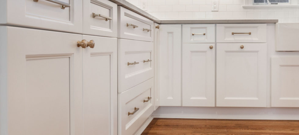 What is the most popular kitchen cabinet color?