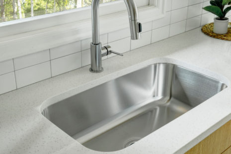 Which is better, a single or double kitchen sink?
